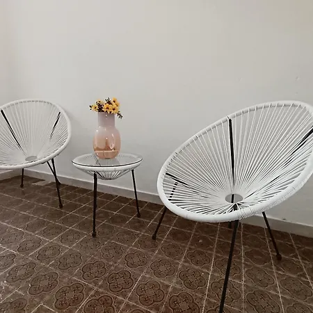 Via Tavolara, 29 3*