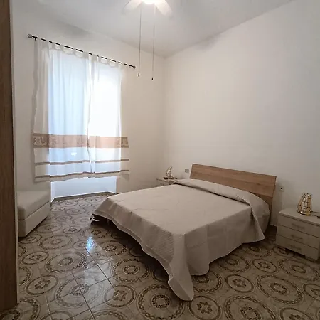 Via Tavolara, 29 3* Όλμπια
